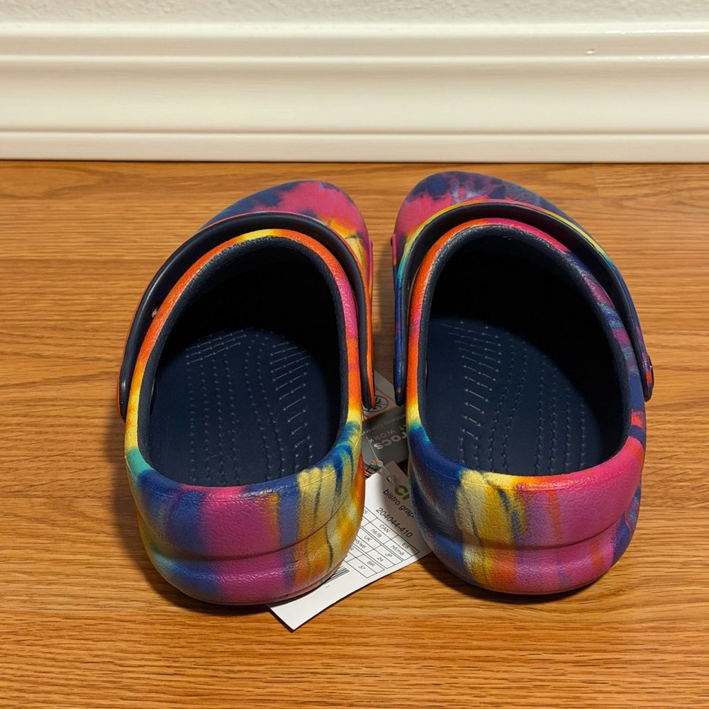 Crocs Bistro Graphic Clog Tie Dye - Picture 8 of 9